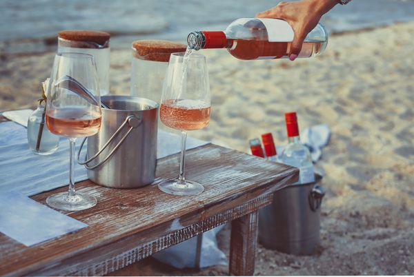 Vin à la plage